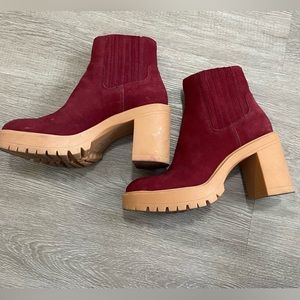 Dolce Vita Red platform booties 7.5